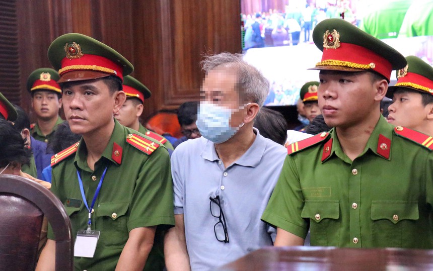 Xét xử sơ thẩm vụ án Vạn Thịnh Phát: Các bị cáo thừa nhận hành vi phạm tội như cáo trạng - Ảnh 2. Xét xử sơ thẩm vụ án Vạn Thịnh Phát: Các bị cáo thừa nhận hành vi phạm tội như cáo trạng - Ảnh 2.