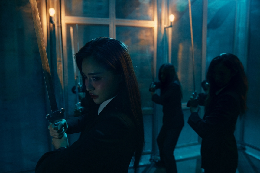 Bích Phương ra mắt MV mới: 'Tôi muốn đưa đứa trẻ bên trong mình ra ngoài' - Ảnh 6.