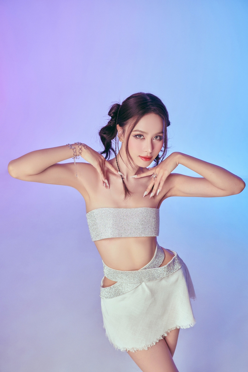 Nàng hậu ăn chay trường - Ngọc Hằng 'lột xác' với gu thời trang cuốn hút - Ảnh 6.