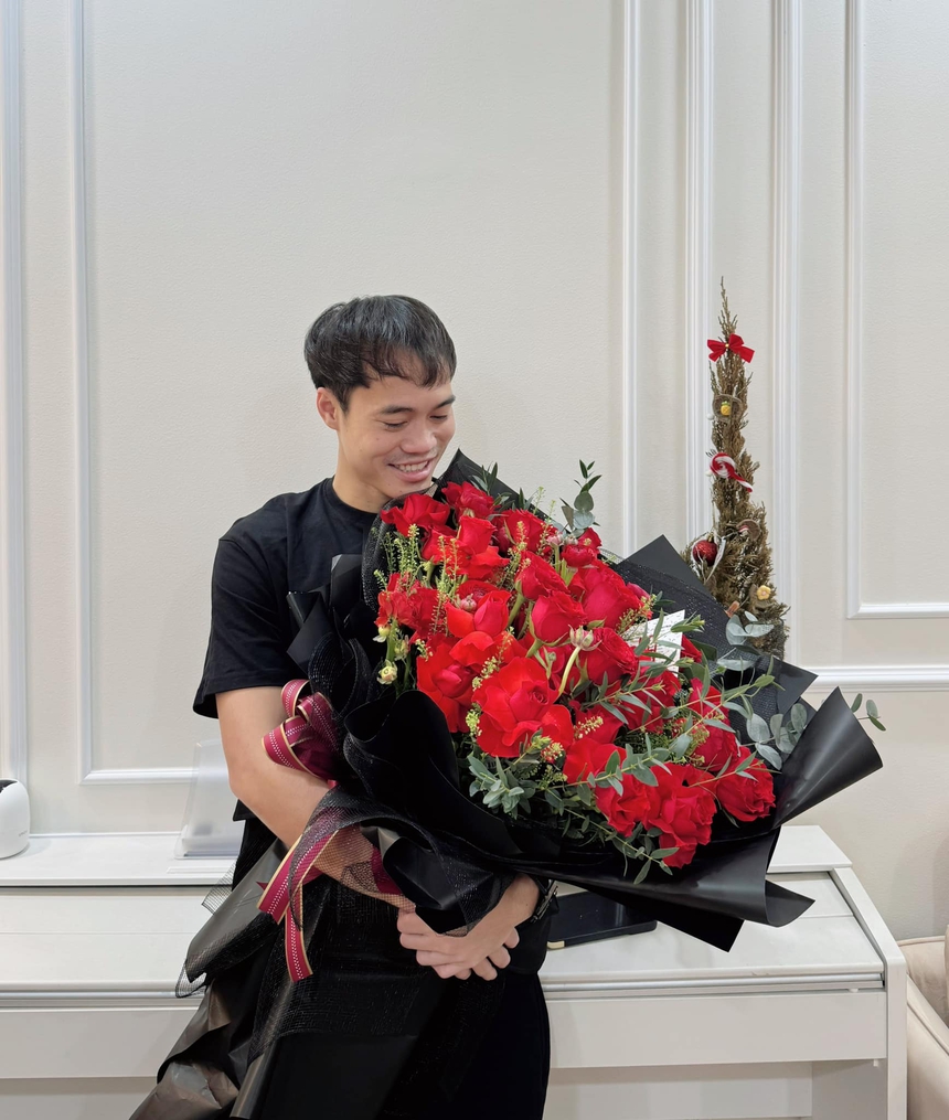 Cầu thủ troll ngày 1/4 như thế nào - Ảnh 2. Cầu thủ troll ngày 1/4 như thế nào - Ảnh 2.