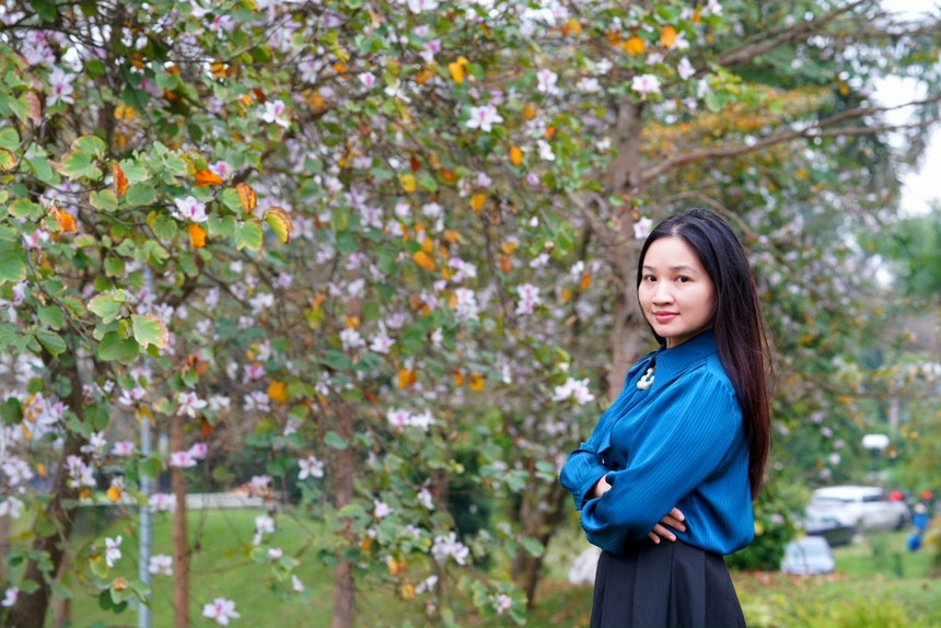 Nhà thơ Lữ Mai: 'Tạo ra một 'từ trường' cho trẻ yêu văn chương' - Ảnh 11.