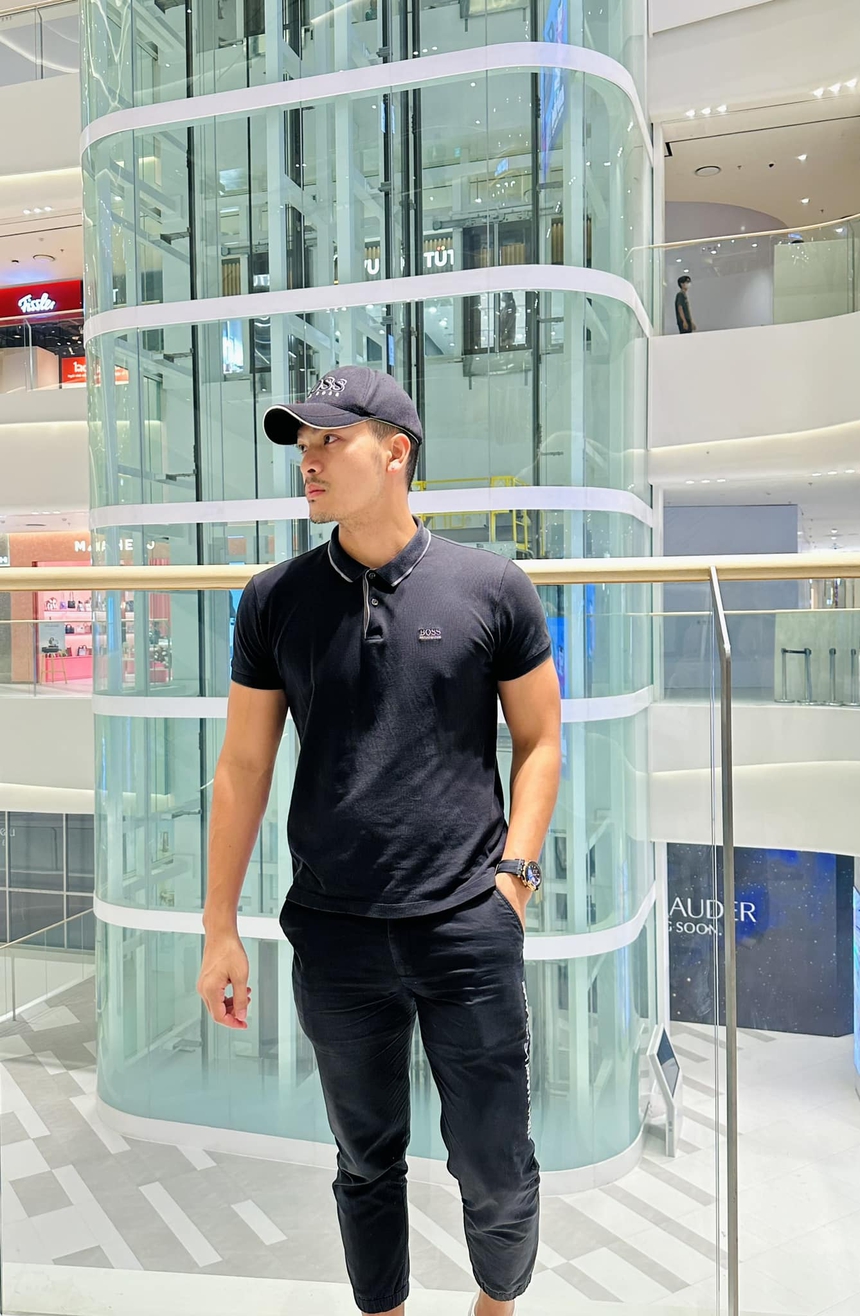 Chồng Kim Oanh 'Dưới bóng cây hạnh phúc' hóa ra là 'trai đẹp' đang đóng 'Trạm cứu hộ trái tim' - Ảnh 4. Chồng Kim Oanh 'Dưới bóng cây hạnh phúc' hóa ra là 'trai đẹp' đang đóng 'Trạm cứu hộ trái tim' - Ảnh 4.