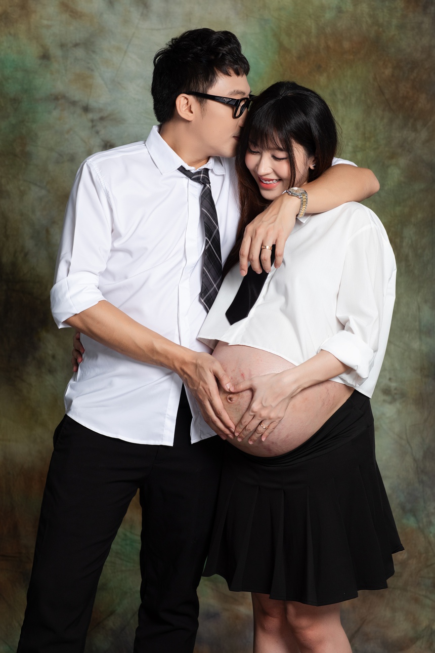 Cặp đôi "Học đường nổi loạn" Gino Tống - Kim Chi chờ đón con đầu lòng - Ảnh 6.