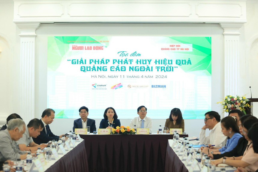 Cần xác định quảng cáo ngoài trời là ngành công nghiệp văn hoá - Ảnh 1.