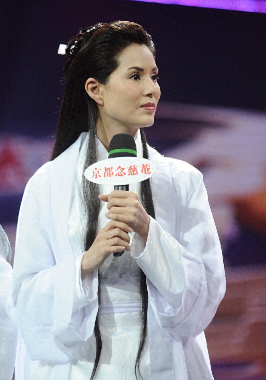 (Bài đăng thứ 7) Lý Nhược Đồng – Tiểu Long Nữ kinh điển nhất chiến thắng chứng trầm cảm nhờ cách này - Ảnh 3.