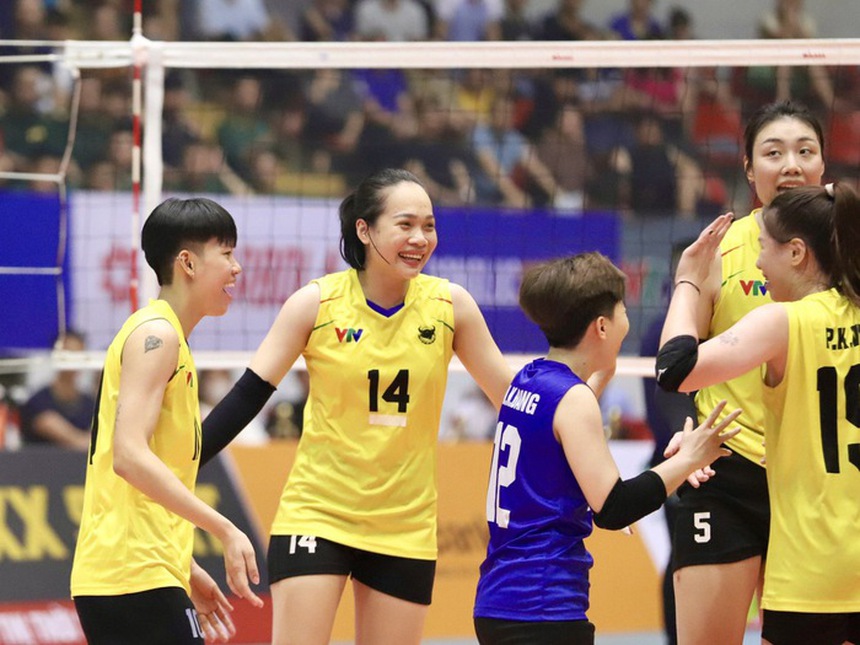 VTV Bình Điền Long An ngược dòng đỉnh cao trước Hóa chất Đức Giang Lào Cai giành quyền vào trận chung kết Cúp Hùng Vương - Ảnh 2.