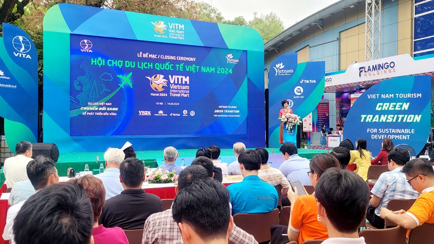 VITM Hà Nội 2024: 50 doanh nghiệp du lịch thu khoảng 180 tỷ đồng - Ảnh 1. VITM Hà Nội 2024: 50 doanh nghiệp du lịch thu khoảng 180 tỷ đồng - Ảnh 1.