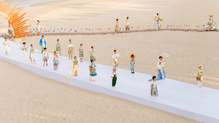 Destination Runway Fashion Week 2024 khai mạc thành công với không gian biển xinh đẹp tại Đà Nẵng  - Ảnh 5.