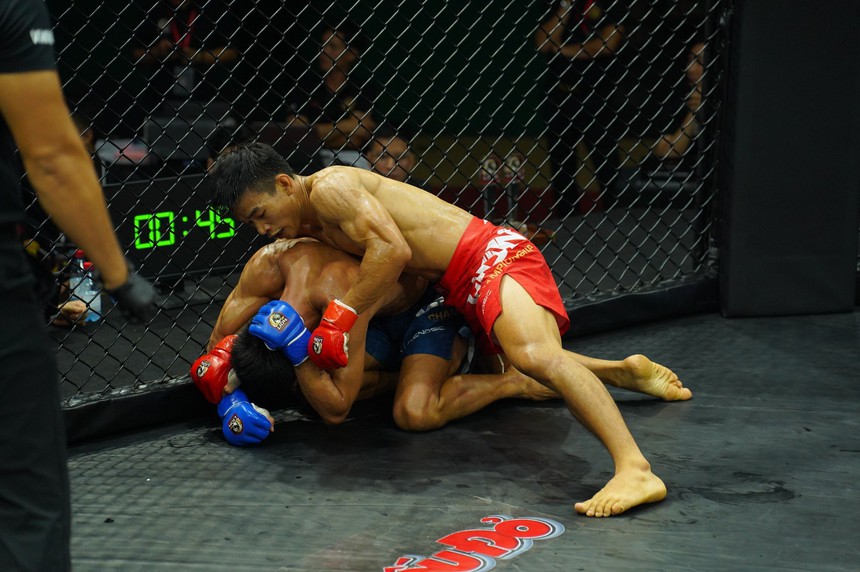 LION Championship 12: Trần Ngọc Lượng đánh bại học trò Johnny Trí Nguyễn, tái đấu với đương kim vô địch Robson Oliveira. - Ảnh 2.