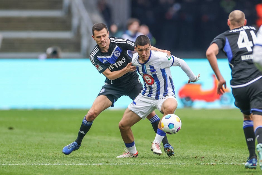 Cầu thủ Việt kiều giá 40 tỷ liên tiếp tỏa sáng, kiến tạo giúp đội nhà chiến thắng, được gọi là 'viên ngọc quý' ở châu Âu - Ảnh 3.