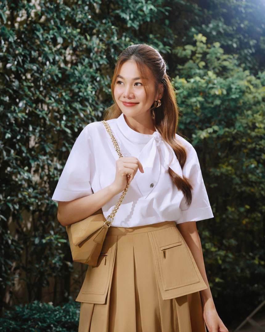 Thanh Hằng biến hoá với trang phục công sở, trở thành đại sứ thương hiệu nội địa - Ảnh 6.