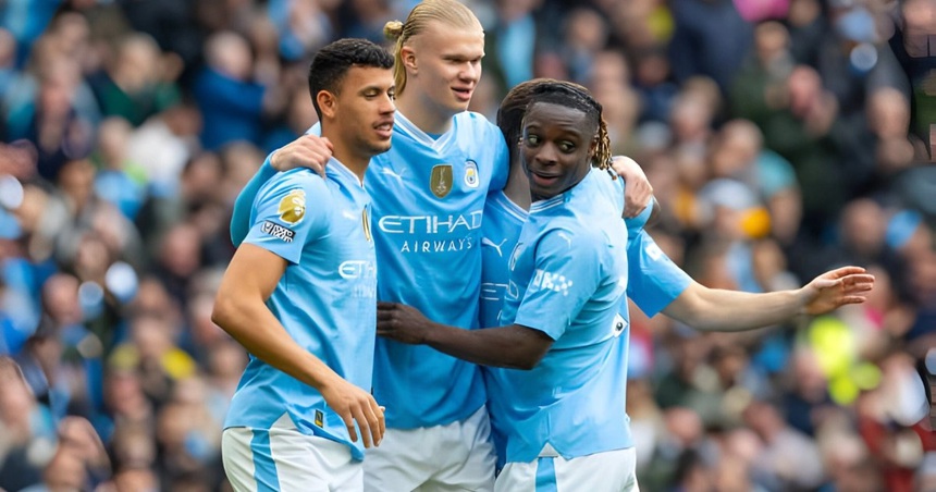 Cuộc đua vô địch Ngoại hạng Anh: Arsenal và Liverpool 'dâng cúp' cho Man City - Ảnh 4.