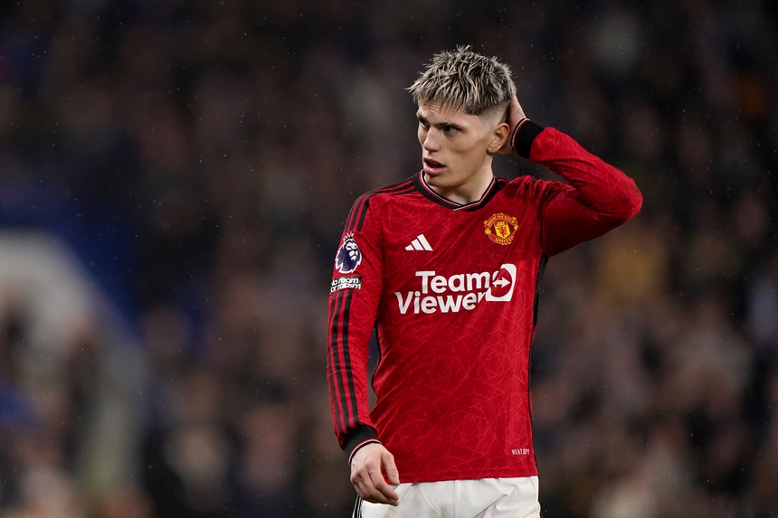 Sao MU bị HLV Ten Hag 'xử lý' vì hành động khó hiểu trên mạng xã hội giữa thời điểm nhạy cảm - Ảnh 2.