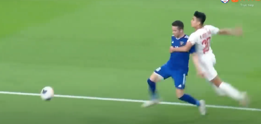 Ngọc Thắng và bài học đắt giá cho U23 Việt Nam - Ảnh 2.