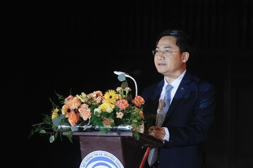 Trưởng ban Tuyên giáo Trung ương Nguyễn Trọng Nghĩa đánh trống khai mạc Ngày Sách và Văn hóa đọc Việt Nam lần thứ 3 - Ảnh 3.