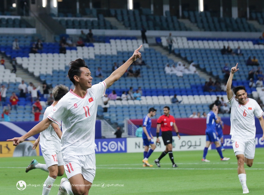 Lịch thi đấu bóng đá hôm nay 20/4: Trực tiếp U23 Việt Nam vs U23 Malaysia - Ảnh 8. Lịch thi đấu bóng đá hôm nay 20/4: Trực tiếp U23 Việt Nam vs U23 Malaysia - Ảnh 8.