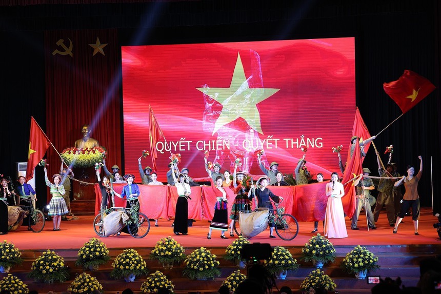 Đặc sắc các chương trình nghệ thuật về Điện Biên Phủ - Ảnh 2.