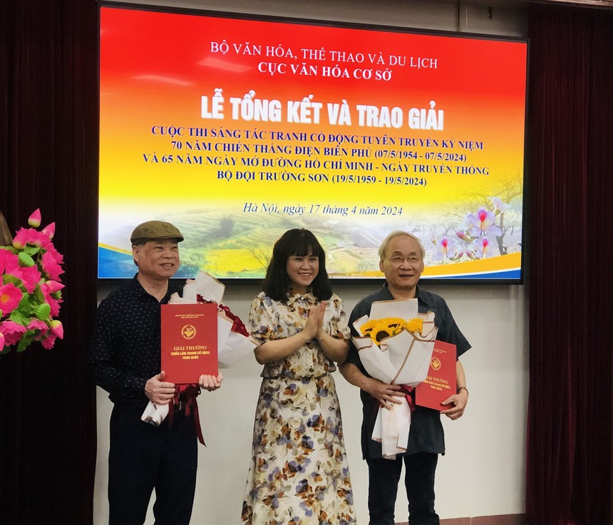 Trao giải cuộc thi sáng tác tranh cổ động: Vẽ ra 'chất' Điện Biên Phủ - Ảnh 3.