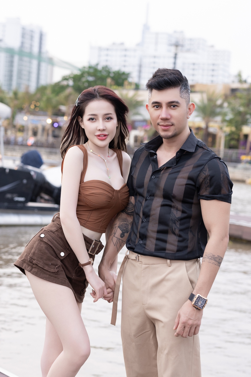Ngân 98 - Lương Bằng Quang ở làng DJ: Luôn có nhau, sẵn sàng đầu tư 70% cát-xê ở show diễn  - Ảnh 1.