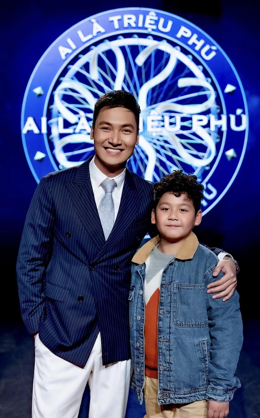 Mạnh Trường kể cơ duyên làm diễn viên, bị hỏi về cảnh hôn ở ‘Ai là triệu phú’ - Ảnh 1.