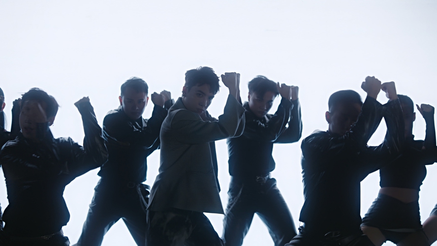 Xuân Định K.Y làm mới ca khúc hit từ Vietnam Idol 2023 - Ảnh 4.