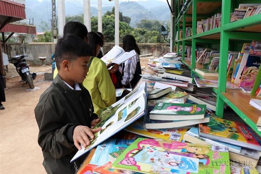 Ngày Sách Việt Nam: Văn hóa đọc mở cánh cửa hướng tới tương lai - Ảnh 4. Ngày Sách Việt Nam: Văn hóa đọc mở cánh cửa hướng tới tương lai - Ảnh 4.