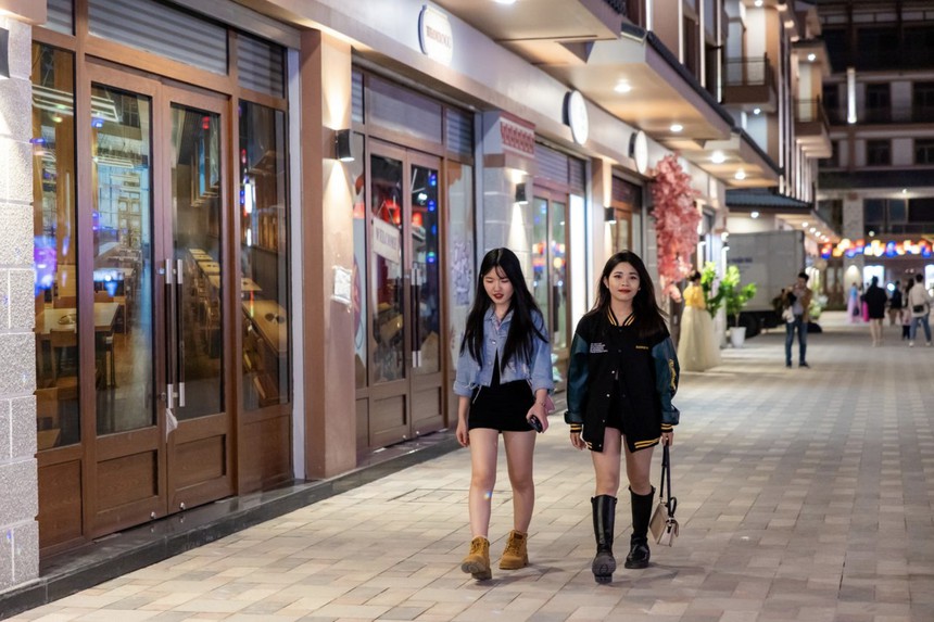 Điểm nhấn kiến trúc của Phố Hàn sang - xịn - mịn nhất tại bờ Đông - Ảnh 4.