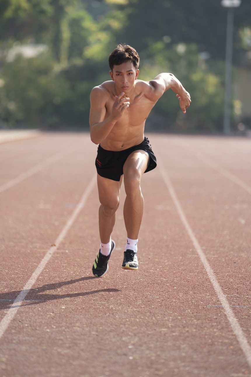 Hotboy bóng chuyền cao 1m93 thi Mister Vietnam 2024 để lấn sân showbiz - Ảnh 4.