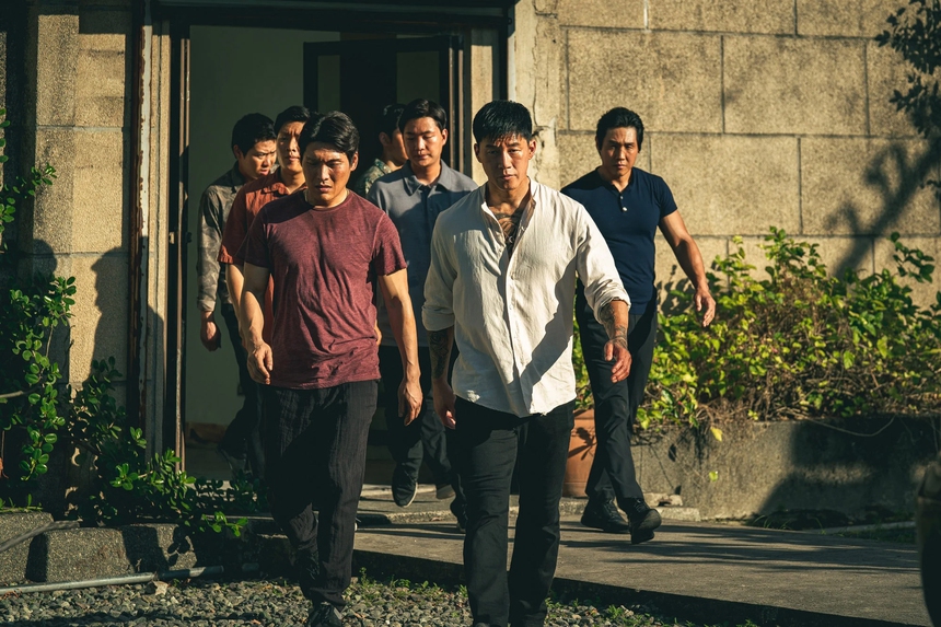 Phim bom tấn Hàn Quốc 'The Roundup: Punishment': Hành động mãn nhãn, chinh phục quốc tế - Ảnh 5.