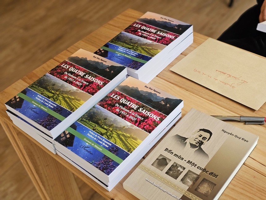 Ngày Sách và Bản quyền thế giới: 'Bốn mùa - Một cuộc đời' - Lời tự sự của nhà khoa học Việt Nam trên đất Pháp - Ảnh 2. Ngày Sách và Bản quyền thế giới: 'Bốn mùa - Một cuộc đời' - Lời tự sự của nhà khoa học Việt Nam trên đất Pháp - Ảnh 2.
