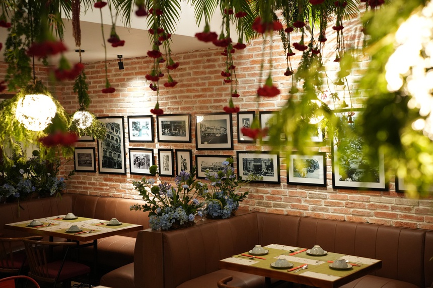 Độc đáo điểm check in tại "Khu vườn tự do" được thiết kế từ hàng nghìn bông hoa - Ảnh 10. Độc đáo điểm check in tại "Khu vườn tự do" được thiết kế từ hàng nghìn bông hoa - Ảnh 10.