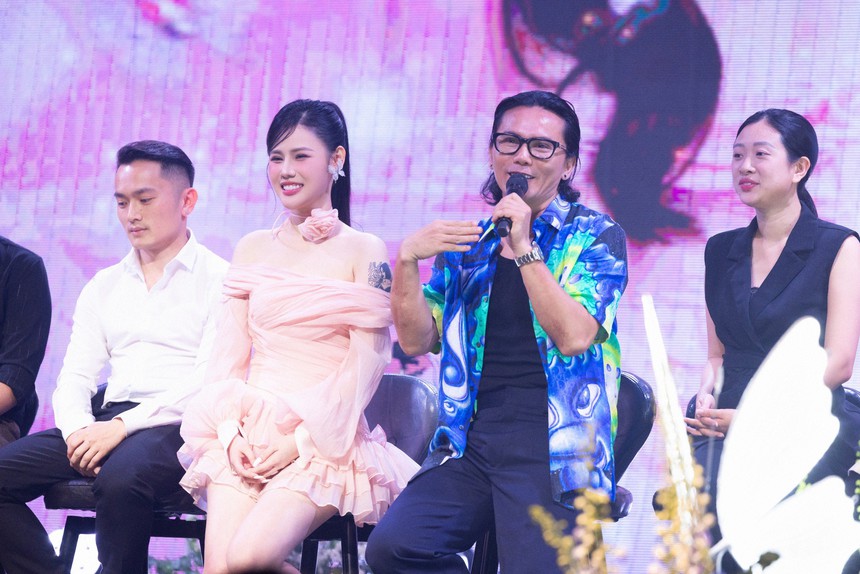 Ca sĩ Mars Anh Tú đồng hành cùng con gái Linh Nhi theo nghiệp ca hát - Ảnh 4. Ca sĩ Mars Anh Tú đồng hành cùng con gái Linh Nhi theo nghiệp ca hát - Ảnh 4.