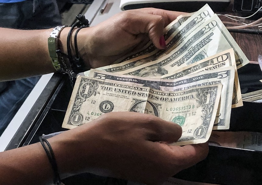 Mối lo của nhiều nước khi đồng USD mạnh - Ảnh 1.