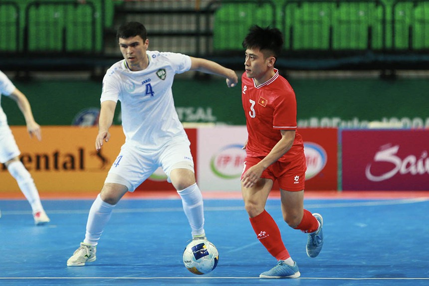 TRỰC TIẾP futsal Việt Nam vs Kyrgyzstan (16h00, 26/4), Play-off giành vé World Cup 2024 - Ảnh 3. TRỰC TIẾP futsal Việt Nam vs Kyrgyzstan (16h00, 26/4), Play-off giành vé World Cup 2024 - Ảnh 3.