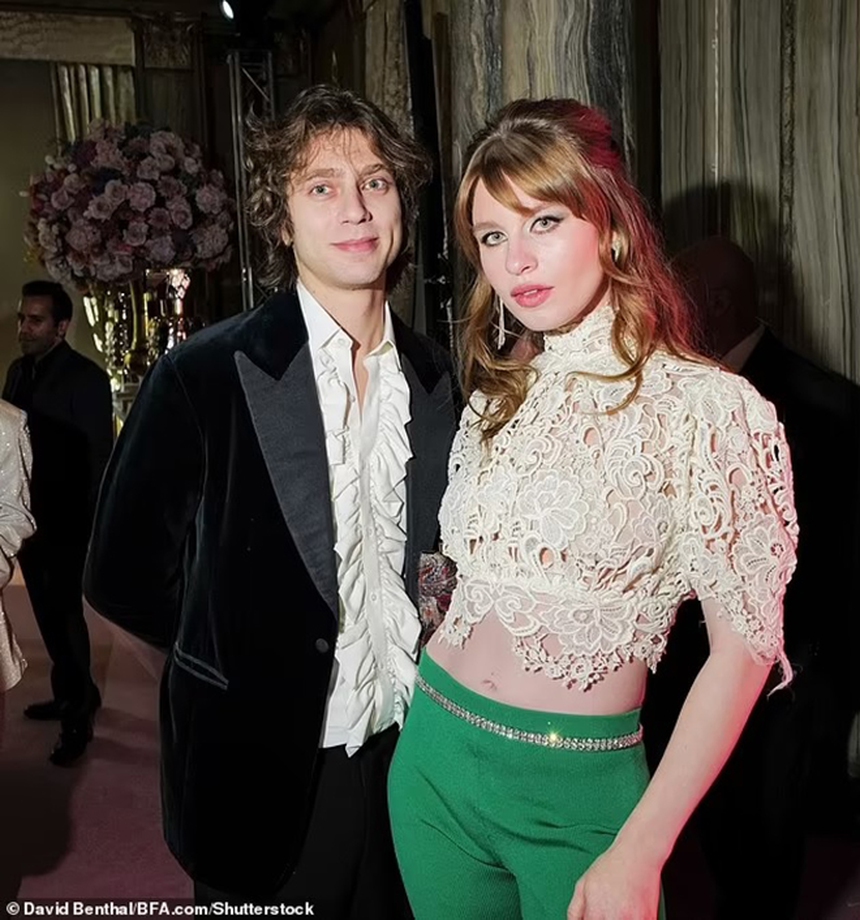 (Bài đăng dịp lễ) Gia đình Getty chưa thoát 'lời nguyền': người thừa kế trẻ tuổi nhất chờ ly hôn sau đám cưới xa hoa nhất mọi thời - Ảnh 1. (Bài đăng dịp lễ) Gia đình Getty chưa thoát 'lời nguyền': người thừa kế trẻ tuổi nhất chờ ly hôn sau đám cưới xa hoa nhất mọi thời - Ảnh 1.