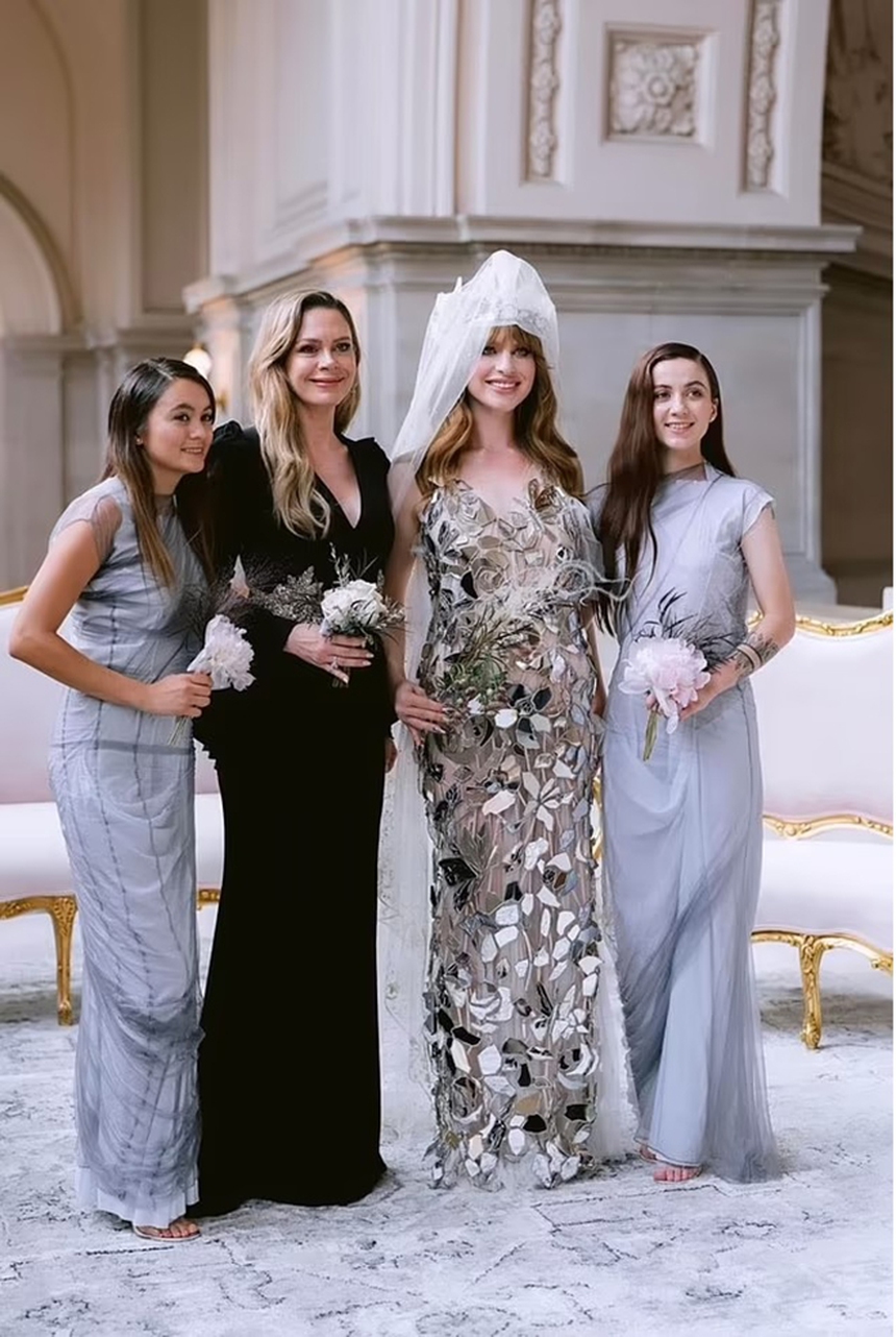 (Bài đăng dịp lễ) Gia đình Getty chưa thoát 'lời nguyền': người thừa kế trẻ tuổi nhất chờ ly hôn sau đám cưới xa hoa nhất mọi thời - Ảnh 5. (Bài đăng dịp lễ) Gia đình Getty chưa thoát 'lời nguyền': người thừa kế trẻ tuổi nhất chờ ly hôn sau đám cưới xa hoa nhất mọi thời - Ảnh 5.