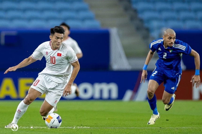 Tin nóng bóng đá Việt 25/4: 'Đại gia' V-League dùng đội hình chính đấu huyền thoại Brazil, U23 Việt Nam tập đá 11m - Ảnh 5. Tin nóng bóng đá Việt 25/4: 'Đại gia' V-League dùng đội hình chính đấu huyền thoại Brazil, U23 Việt Nam tập đá 11m - Ảnh 5.