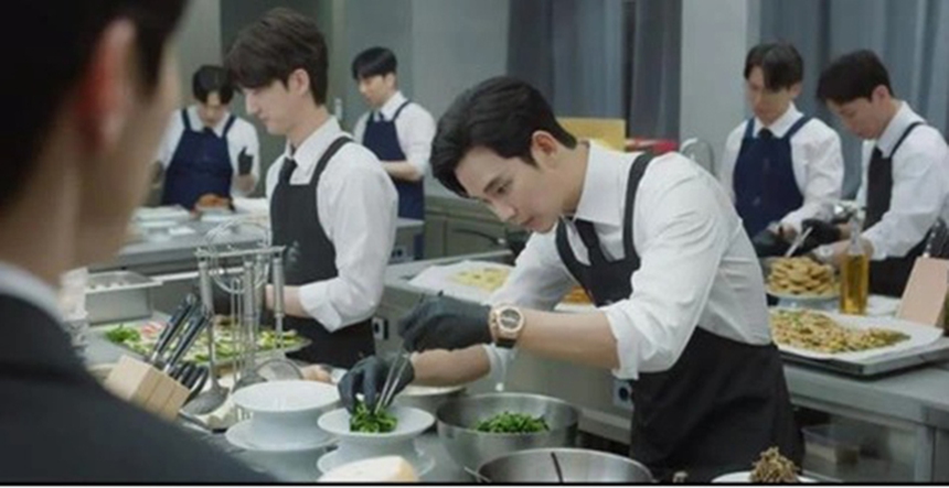 (Bài đăng dịp lễ) 'Nữ hoàng nước mắt' cuốn hút nhờ tập trung vào nhân vật, nội dung ngắn và hài hước - Ảnh 9.