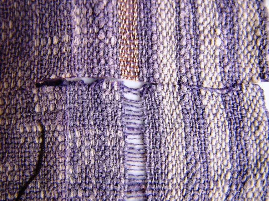 Tìm về trang phục thời Đông Sơn (kỳ 6): Bất ngờ tơ lụa Đông Sơn - Ảnh 7.