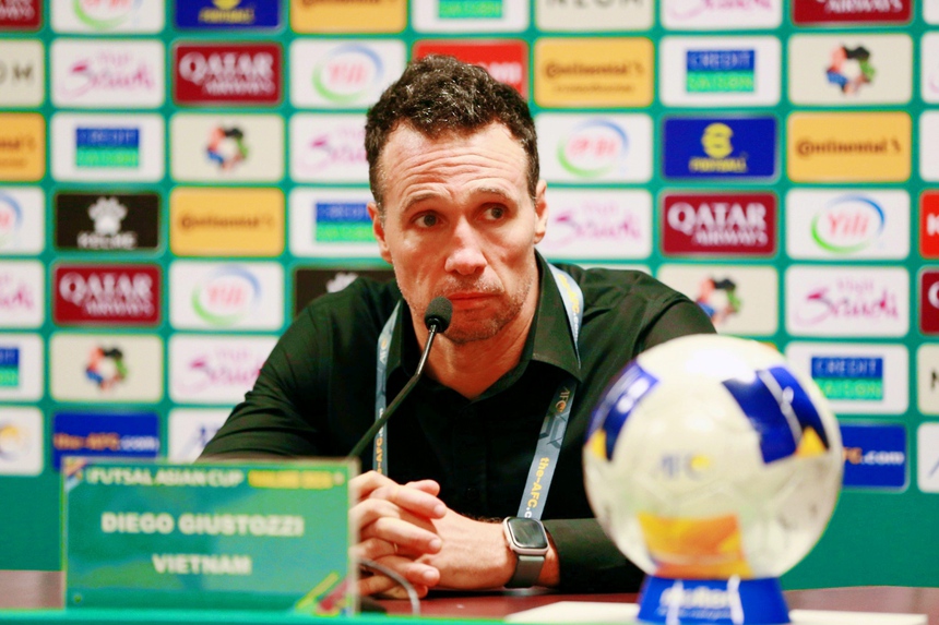 Hụt vé đi World Cup, HLV đội tuyển Việt Nam thừa nhận sai lầm - Ảnh 2.