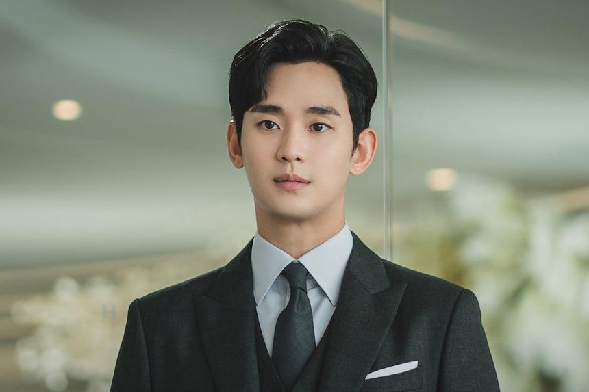 Bất động sản của Kim Soo Hyun ước tính trị giá 557 tỷ đồng, đủ sức thách thức Tập đoàn Queen? - Ảnh 1.