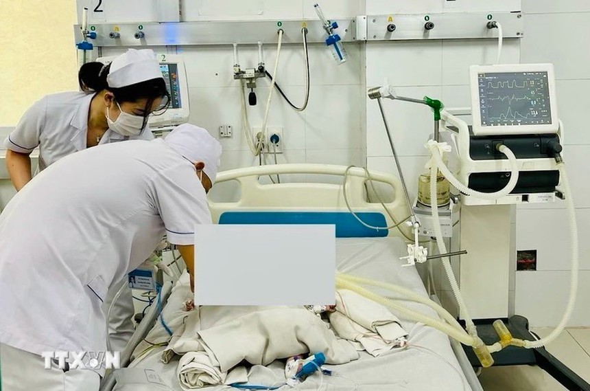 Vụ bé 2 tháng tuổi sốc phản vệ sau tiêm vaccine: Sẽ thanh tra, giám sát các cơ sở tiêm chủng ở Bình Dương - Ảnh 1. Vụ bé 2 tháng tuổi sốc phản vệ sau tiêm vaccine: Sẽ thanh tra, giám sát các cơ sở tiêm chủng ở Bình Dương - Ảnh 1.