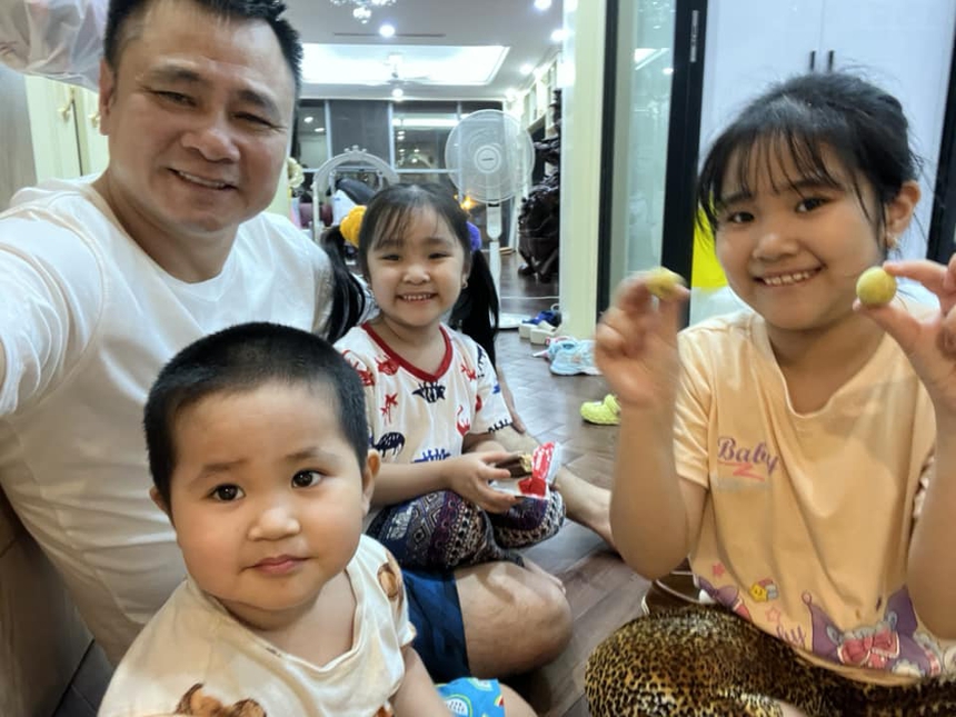 Cuộc sống Tự Long tuổi 51: 'Chơi lớn' tham gia gameshow, trong tâm vẫn lo điều này - Ảnh 7.