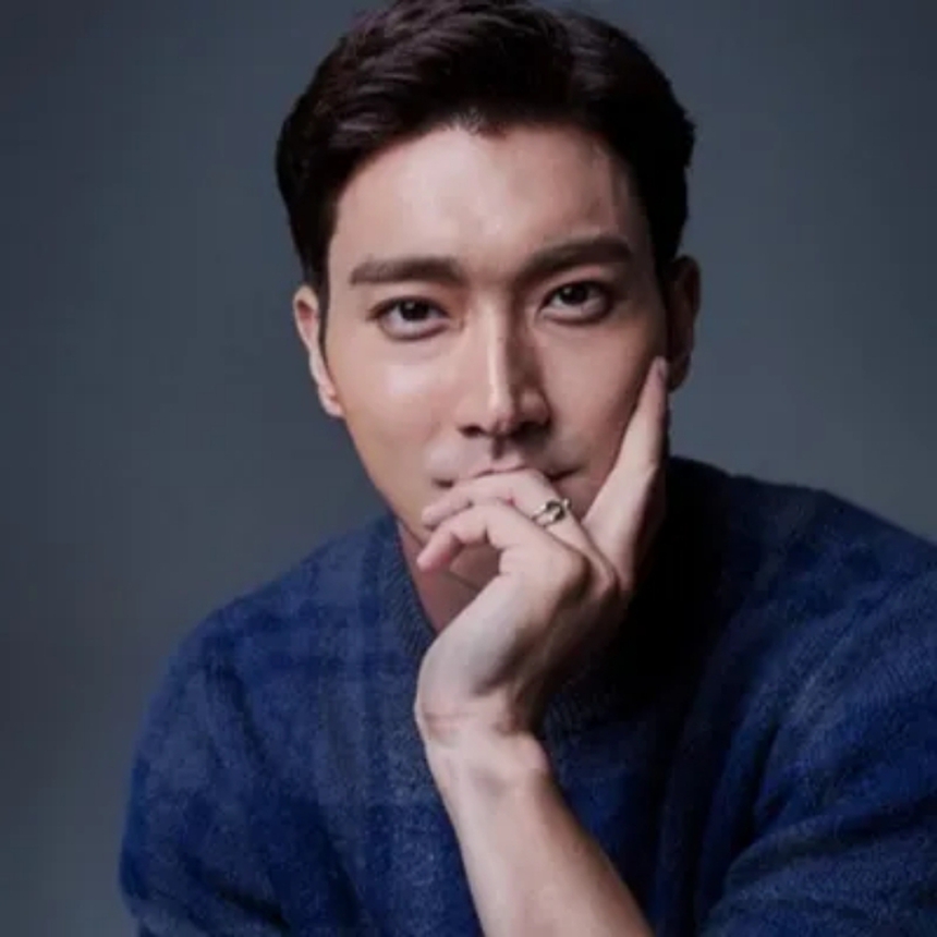 Top 10 sao Hàn Quốc giàu có nhất 2024: Song Hye Kyo, IU chốt sổ - Ảnh 9. Top 10 sao Hàn Quốc giàu có nhất 2024: Song Hye Kyo, IU chốt sổ - Ảnh 9.