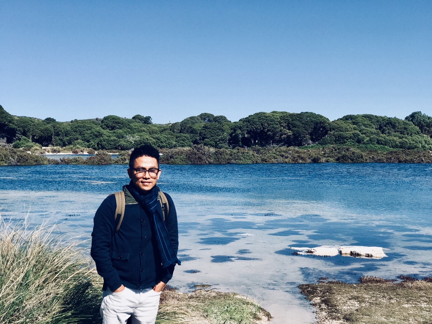 Nhà phê bình điện ảnh Lê Hồng Lâm: 'Phim như cánh cửa nhìn ra thế giới bên ngoài' - Ảnh 1.