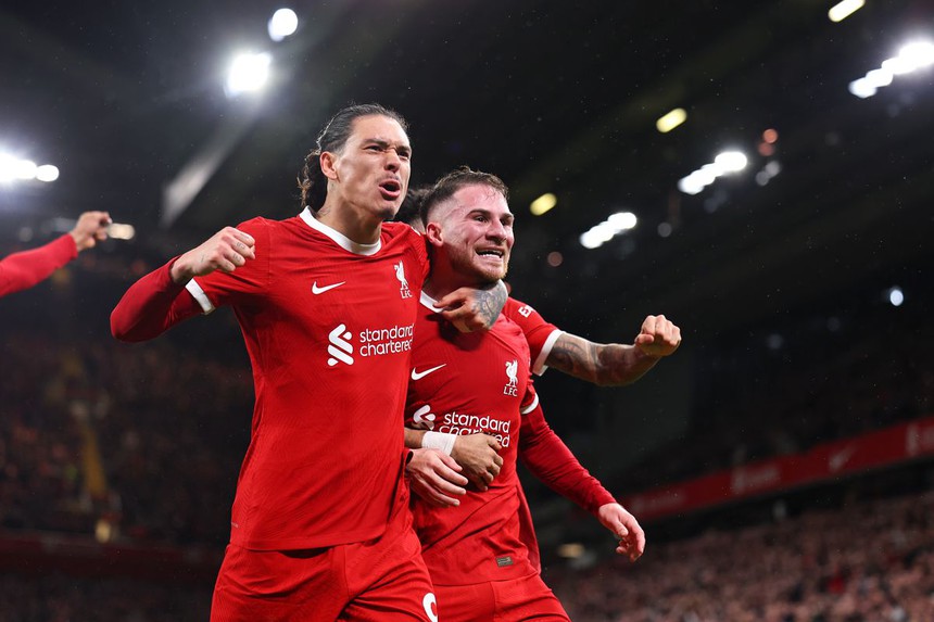 Liverpool hạ Sheffield bằng 'siêu phẩm', đòi lại ngôi đầu bảng từ tay Arsenal - Ảnh 2.