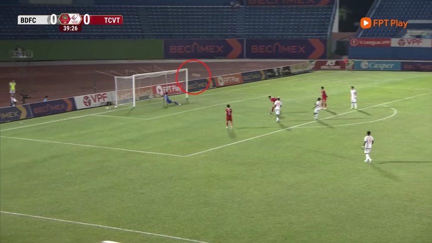 Cột dọc và xa ngang giúp Thể Công Viettel mang tin vui cho Nam Định - Ảnh 2.