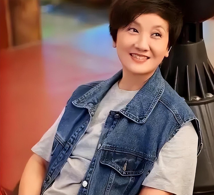 Đặng Tiệp: Một 'Phượng Ớt' sắc lẹm trên màn ảnh, ngoài đời ra sao? - Ảnh 1. Đặng Tiệp: Một 'Phượng Ớt' sắc lẹm trên màn ảnh, ngoài đời ra sao? - Ảnh 1.