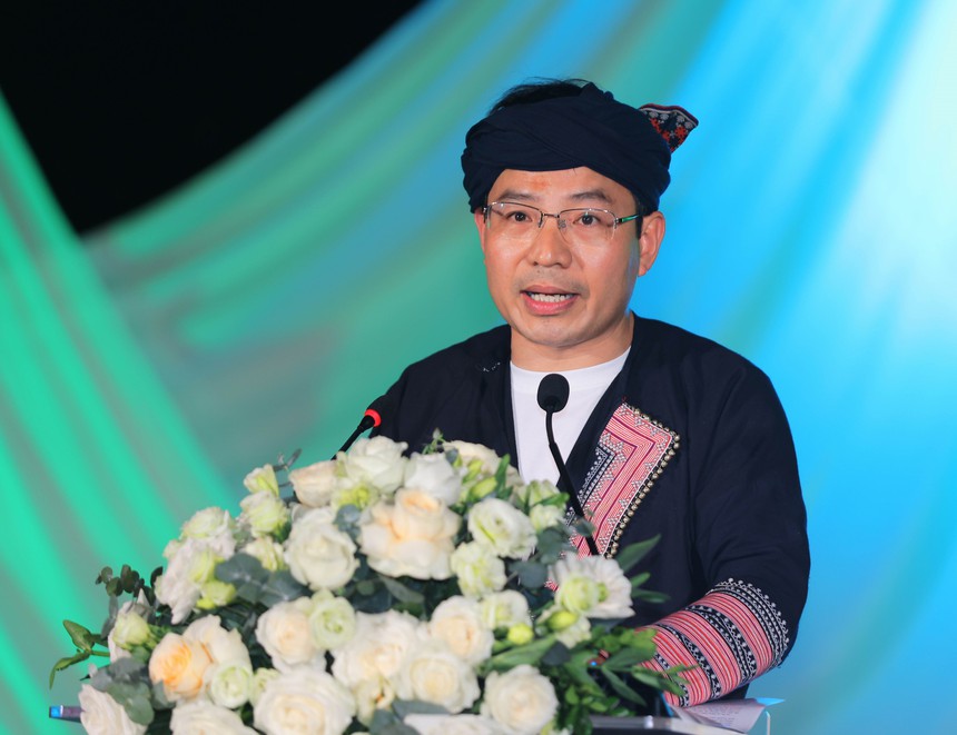 Khai mạc 'Ngày hội văn hóa du lịch Sa Pa tại Hà Nội' - Ảnh 2. Khai mạc 'Ngày hội văn hóa du lịch Sa Pa tại Hà Nội' - Ảnh 2.