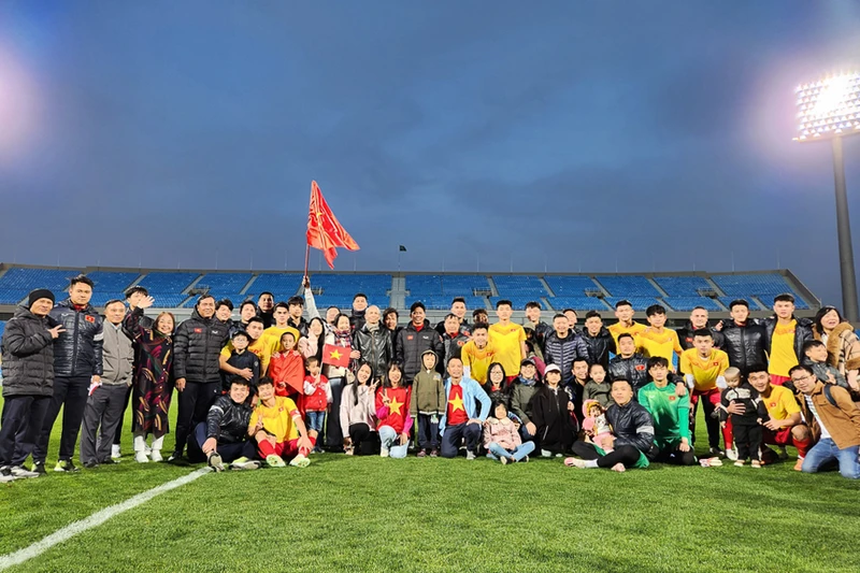 Tuyển trẻ Việt Nam tạo địa chấn khi thắng ‘đại gia Tây Á’, khiến CĐV Đông Nam Á hết lời khen ngợi - Ảnh 3. Tuyển trẻ Việt Nam tạo địa chấn khi thắng ‘đại gia Tây Á’, khiến CĐV Đông Nam Á hết lời khen ngợi - Ảnh 3.